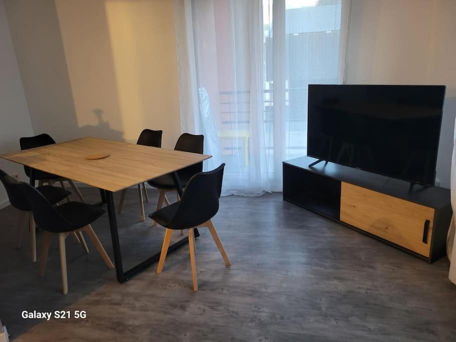 Superbe 3p, Paris, Stade De France, Wifi, Parking Apartment Saint-Denis (Seine-Saint-Denis)